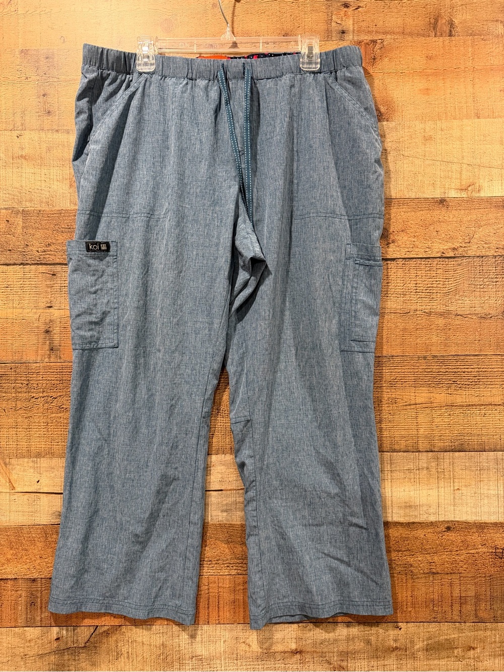 koi Women's Light Chambray Blue Straight-Leg Scrub Pants Size 2X Petite